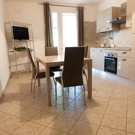 Bilocale Vicino Al Mare Piombino
